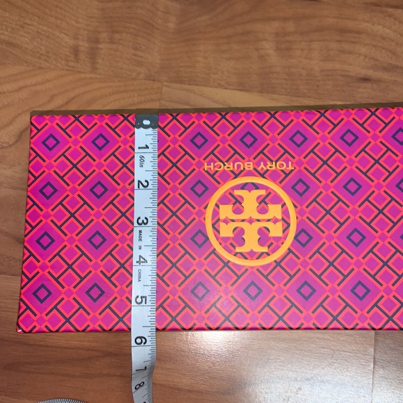 Tory Burch Shoe Box - Picture 7 of 11